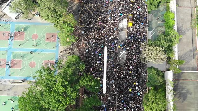 2 million protesters stand out to oppose a controversial extradition bill on June 16 2019 hong kong