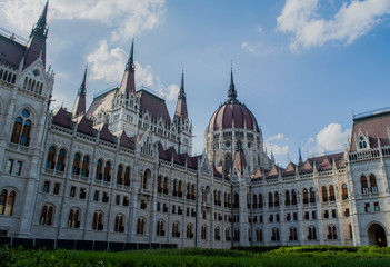 Fototapeta na wymiar 10.06.2019. Hungary, Budapest. Beautiful view of the main attraction of the city Parliament. Architecture. Castle