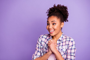 Close-up portrait of her she nice-looking charming cute attractive lovely shine cheerful cheery...