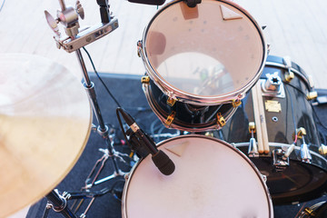 Details of the drum set on the scene close-up. 