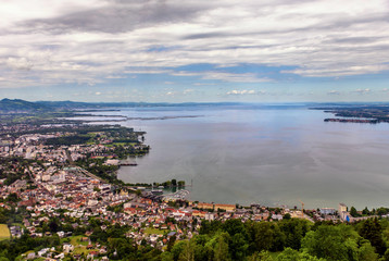 Obraz premium Lake Constance and Bregenz from Pfänder.