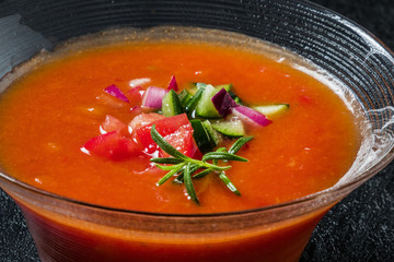 ガスパチョ　スペインの冷たいスープ　gazpacho (spanish cold soup)
