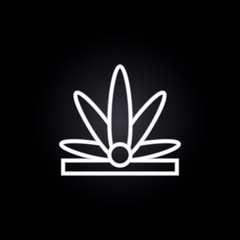 crown neon icon. Elements of carnival and amusement set. Simple icon for websites, web design, mobile app, info graphics