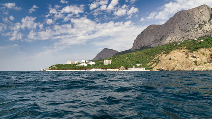 Fototapeta premium Panorama of the forossky Park en backdrop of Crimean mountains 6