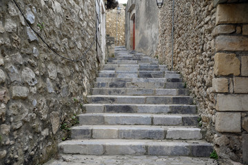 Fototapeta na wymiar Treppe in Prasies auf Kreta