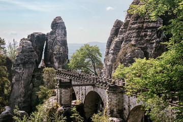 Fototapeta na wymiar Die Basteibrücke, Sächsische Schweiz