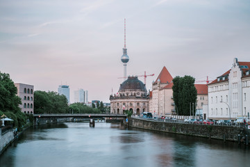 Fototapeta na wymiar Blick über die Spree, Berlin