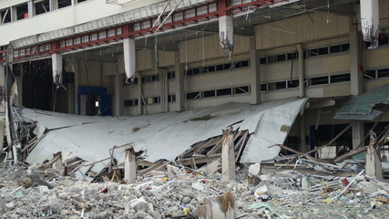 Dismantling Destruction factory rubble Breaking 