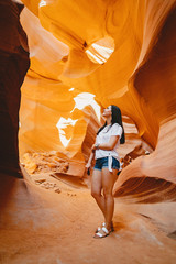 girl exploring the grand canyon in Arizona during the summer