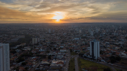 Fototapeta premium Fotos com drone da cidade de Goiânia
