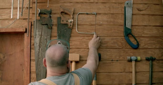 construction, carpenter, work, worker, tool, wood, working, people, carpentry, industry, home, workshop, business, tools, equipment, craftsman, saw, building, cutting, person, hand, job, cut, diy, bui