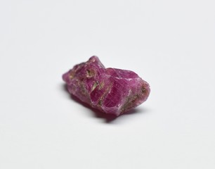 Obraz premium Ruby raw gemstone