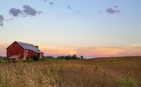 Farmhouse Sunset
