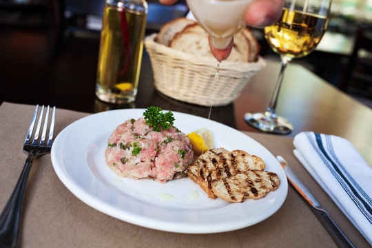 Tartara de at&uacute;n