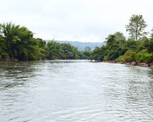 Travel Kanchanaburi river Kwai Yai