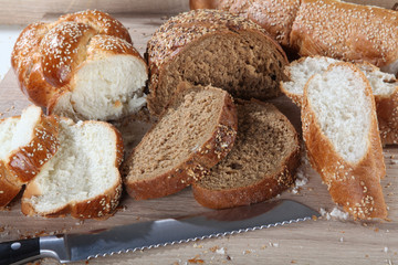 Composition with loaves of bread and rolls