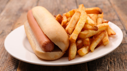 hot dog with french fried