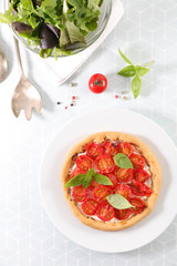 tomato with cream and basil quiche