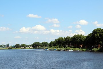 Blick über die Treene bei Friedrichstadt.
