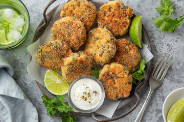 salmon and quinoa patties