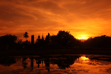 Obraz premium ASIA THAILAND SUKHOTHAI TEMPLE STUPA