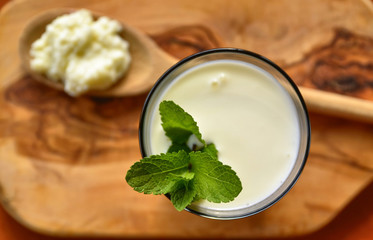 Kefir enriched with some mint leaves