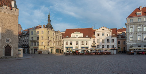 Naklejka na ściany i meble Town Hall Square Tallinn Estonia