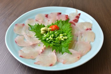 鯛の刺身