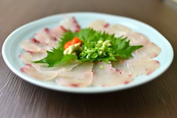 鯛の刺身