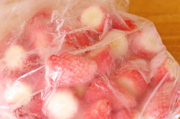 冷凍イチゴ