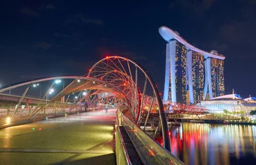Deurstickers Helix Bridge Marina Bay Sands en de Helix-brug in Singapore