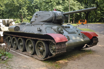 Fototapeta na wymiar T-34 Soviet medium tank