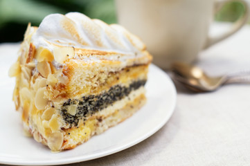 Biscuit with almonds, poppy seeds and cream