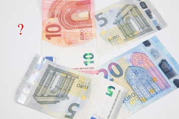 Euros, dinero en billetes y monedas, especulación, bancos, economía