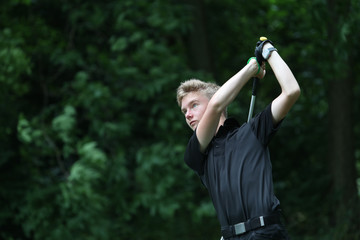 junior golfer
