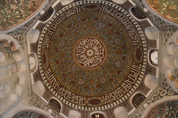 Fototapeta na wymiar Inner view of the dome of Ashrafiyah mosque, Taiz, Yemen