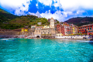 Fototapeta na wymiar Vernazza, a village in the Cinque Terre, italy