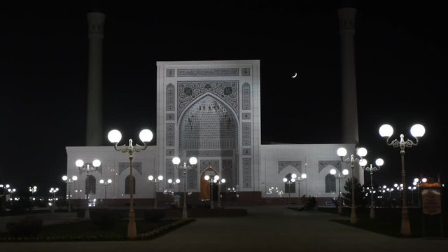 The Minor mosque in Tashkent. Night snapshot.