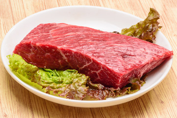 牛肉　ブロック肉