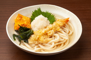 冷やしぶっかけうどん