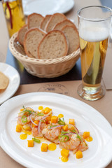Ceviche de camarón y mango