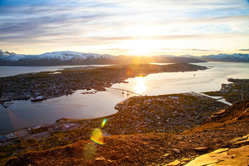 Tromsö Norwegen Mitternachtssonne Fjord