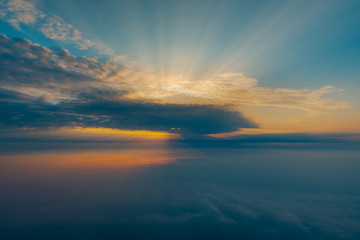 Fototapeta na wymiar • sea of clouds in the morning sun, at the top of Emei Mountain in Sichuan Province, China