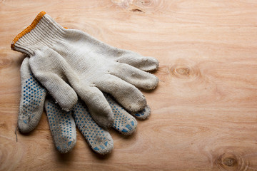 Fototapeta na wymiar Dirty work gloves