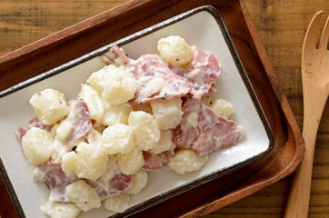 豚タンポテトサラダ