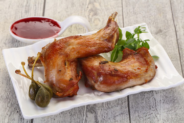 Roasted rabbit legs
