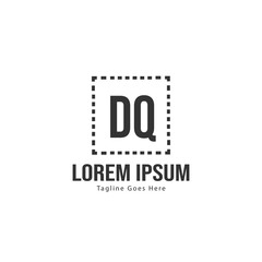 Obraz premium Initial DQ logo template with modern frame. Minimalist DQ letter logo vector illustration