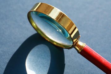 Retro Magnifying Glass