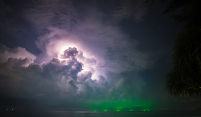 Naklejka premium Night scape of great storm in sea