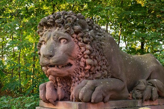 Stone lion at the gateway to Castle Lowenstein, Kleinheubach, Lower Franconia, Franconia, Bavaria, Germany, Europe